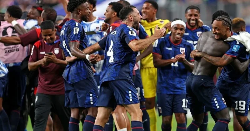 Kabo Verde futbolçuları bir faizlik proqnozu rəqs edərək qeyd etdilər VİDEO