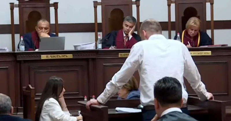 Ermənistanda müxalifət partiyası məhkəmə prosesindən çəkildi