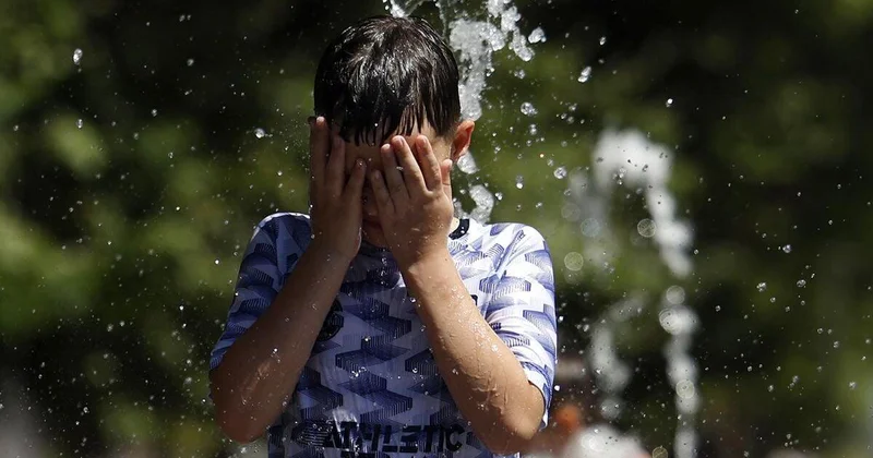 Parisdə ekstremal istilər: 109 nəfər dünyasını dəyişdi