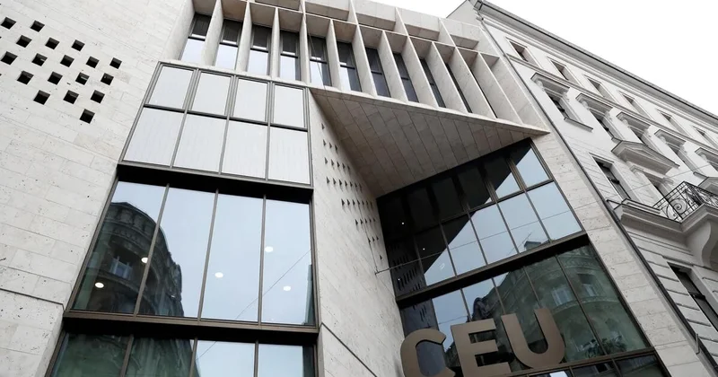 Soros universitetinin qayıdışı: Bu əməliyyatın arxasında nə durur?