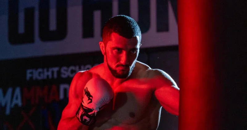 UFC Fight Night в Баку: Гасанов уверенно одолел Нолана в дебютном поединке ВИДЕО