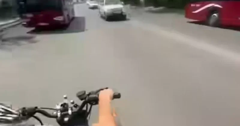 Безбашенный мотоциклист угрожал водителям Баку ВИДЕО