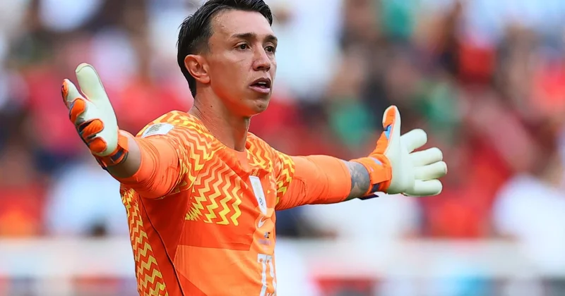 Muslera üçün kabus kimi mundial Səhvlər və erkən əvəzlənmə