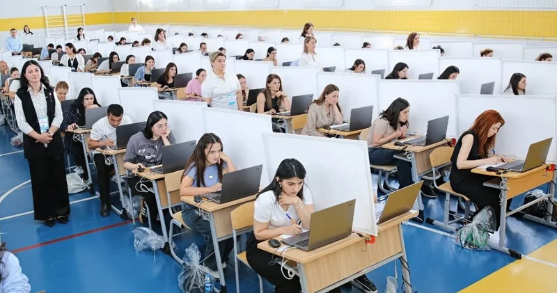 Tarix müəllimlərinin sertifikasiya etirazı: 52, 54, 57 ci suallar...