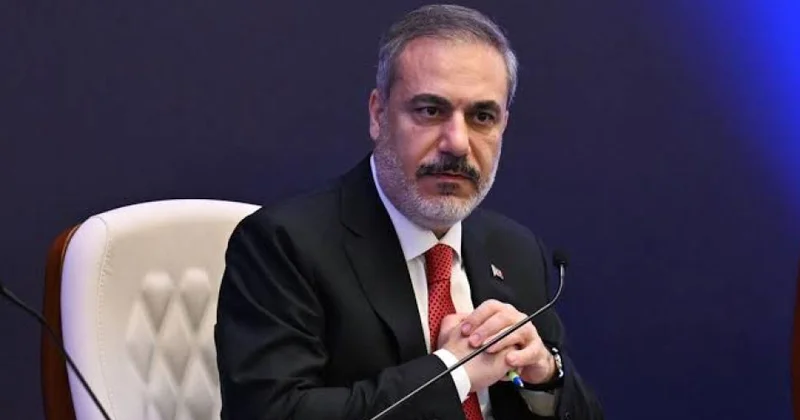 Rusiya Ukrayna liderlərinin görüşünün vaxtı və formatı ilə bağlı danışıqlar davam edir Hakan Fidan