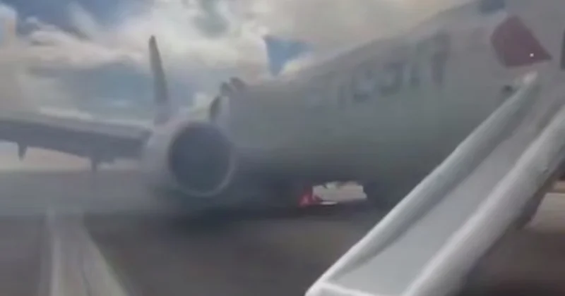 Самолет Boeing загорелся во время взлета видео