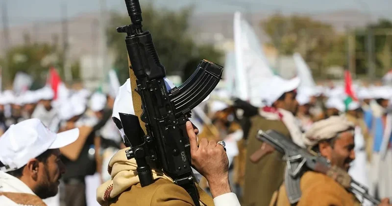 Husilər İsrail limanları ilə işləyən bütün şirkətlərin gəmilərinə hücum etmək niyyətindədirllər