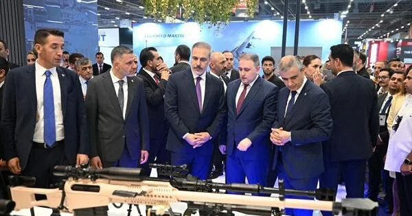 Bakı bu silahları təqdim etdi Rusiya kanalı narahat oldu