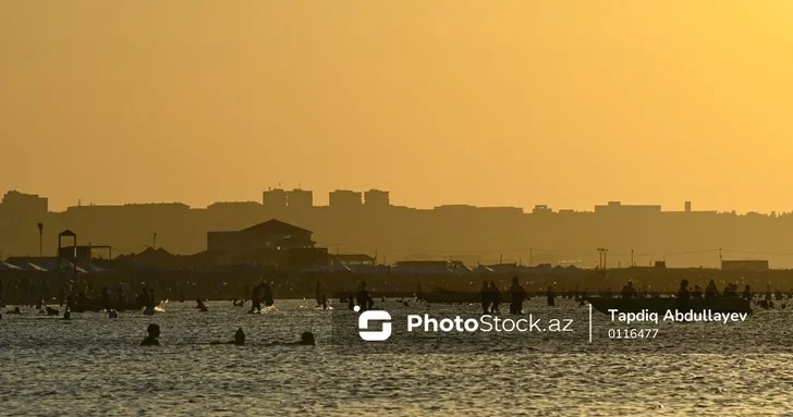 Морская вода на пляжах Абшерона прогреется до 27°