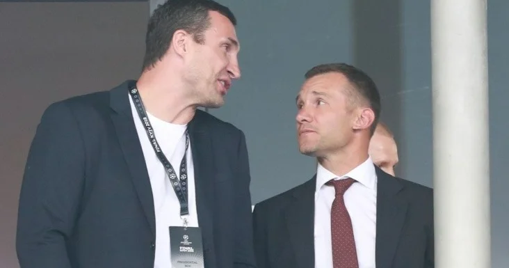 Andrey Şevçenko tarixin ən güclü futbolçusunun adını çəkib