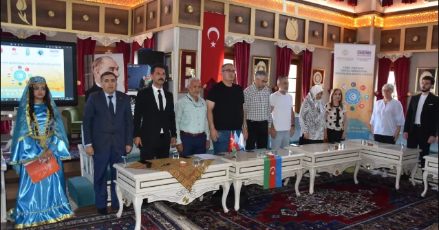 Türk dünyasının gələcəyi Manisada müzakirə olundu
