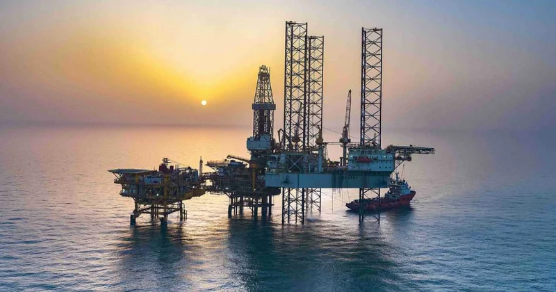 Китайский нефтяной гигант запускает добычу в море Бохай