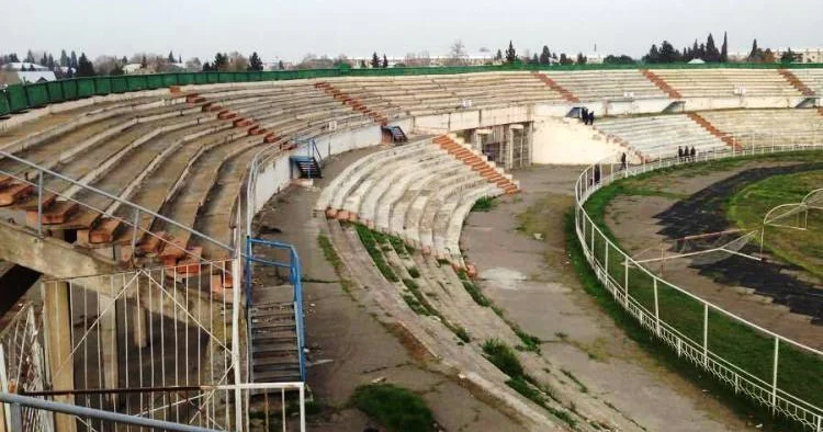 Cəlilabad stadionu yararsız vəziyyətdədir VİDEO FOTOLAR