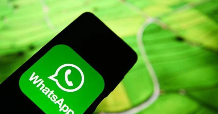 “WhatsApp” messencerinin 21,7 milyon rubl borcu var