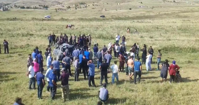 Sabiq polis əməkdaşı ailəsi ilə qəzaya düşüb FOTO