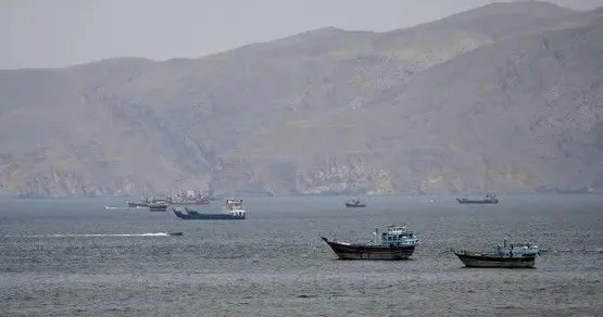 İran və Oman Hörmüz boğazında yeni dəhliz AÇIR