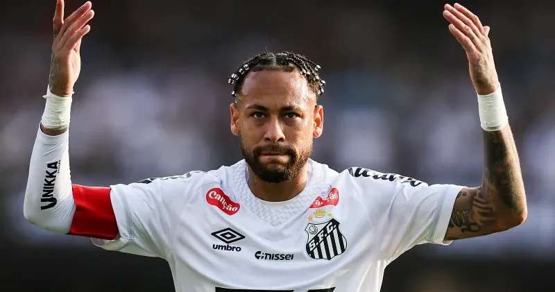 Neymarla komanda yoldaşları arasında narazılıq