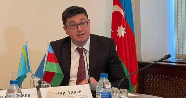 Yeni Baş konsul kimdir? Dosye