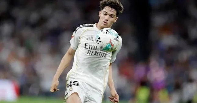 Real ın futbolçusu sentyabra qədər oynamayacaq