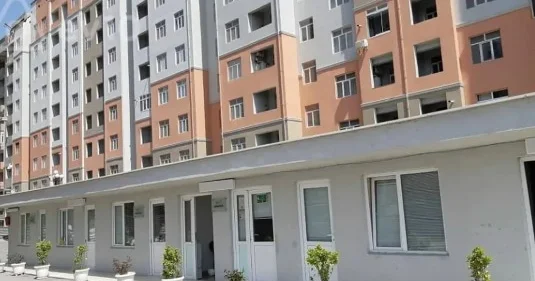 Abşeronda yaşayış kompleksində partlayış olub, sakinlər təxliyə edilir