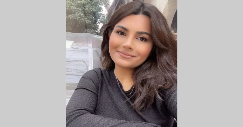 Görünməz divar Yeni hekayə