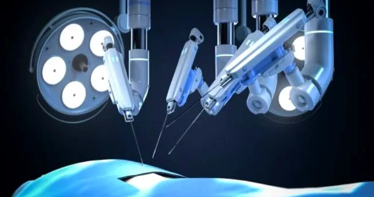 Humanoid robotlar cərrahiyyədə yeni dövrün başlanğıcını qoyur