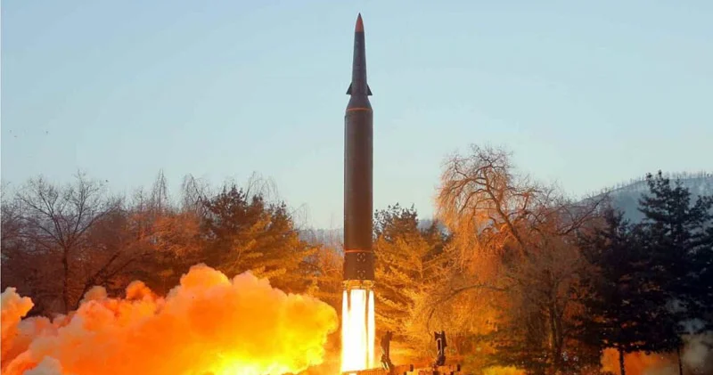 Şimali Koreyanın gizli planı: Kim Çen In nüvə arsenalını beş dəfə artırmaq istəyir