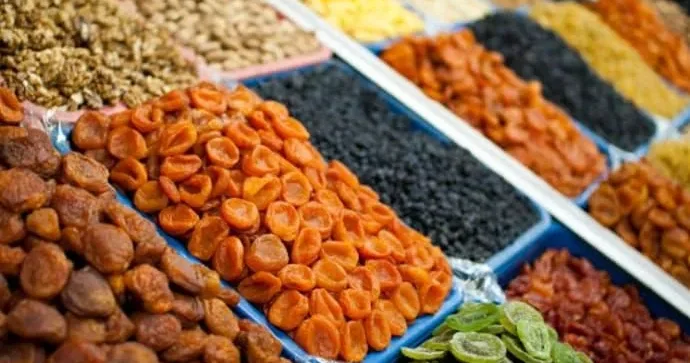 Bazarlarda yerli quru meyvələr niyə yoxa çıxıb? SƏBƏB AÇIQLANDI