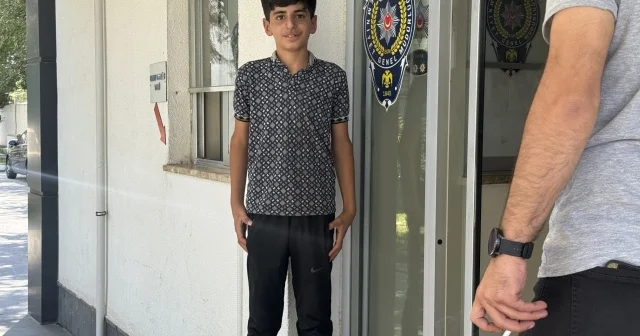 Türkiyədə 15 yaşlı gənc zibil qutusundan sərvət tapdı FOTO