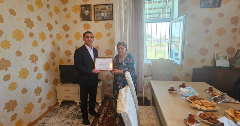 YAP Biləsuvar rayon təşkilatı şəhid anası partiyanın veteran üzvü ilə görüş keçirib FOTOLAR