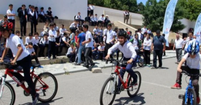 Məktəblərdə şagirdlər arasında velosiped yarışları keçiriləcək FOTO