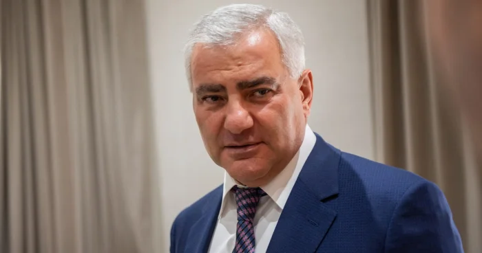 Samvel Karapetyan siyasi arenaya çıxır