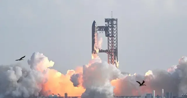 Starship Маска совершила десятый тестовый полёт ВИДЕО