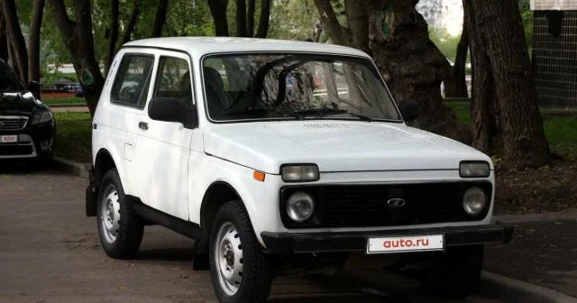 Almaniyada 5,5 min avroya qeyri adi Lada Niva satılır...