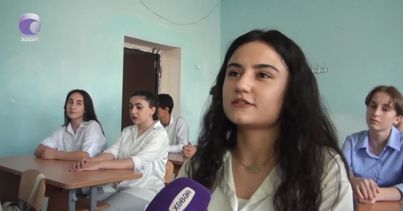 Bu sinfin bütün məzunları ali məktəblərə qəbul olublar (VİDEO)