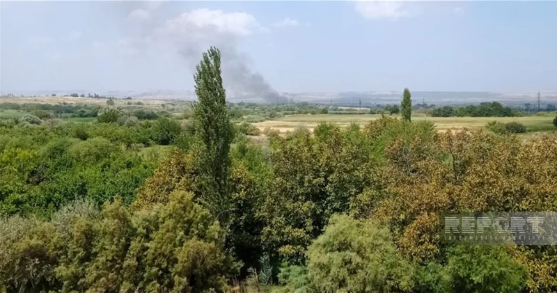 В Самухе горит открытая территория