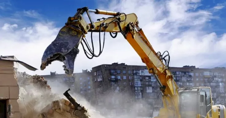 Bakıda daha 3 rayonda qəzalı binalar söküləcək KONKRET