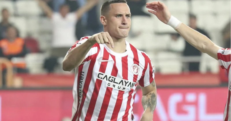 Antalyaspor yeni transferiylə bağlı məlumat yayıb