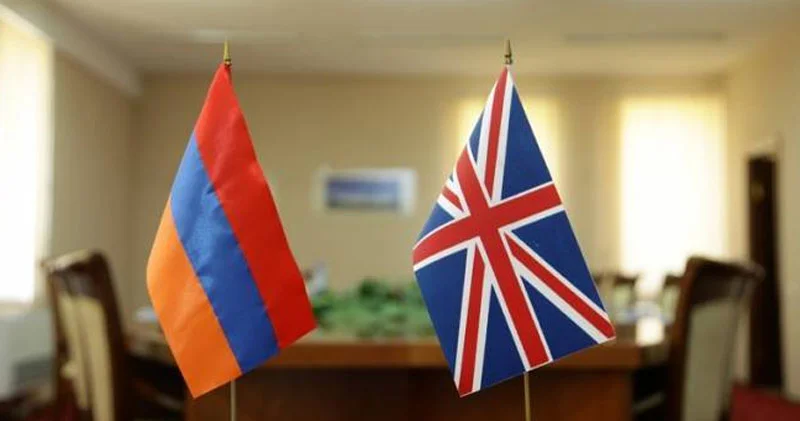 Britaniya Ermənistanı Rusiyadan ayırıb “Orta dəhliz”ə daxil edir
