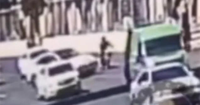 “Honggi” ilə motosikleti vurdu Sürücü öldü Video