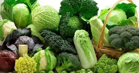 Arıqlamaq istəyənlər yaşıl tərəvəzləri menyuya əlavə etməlidirlər