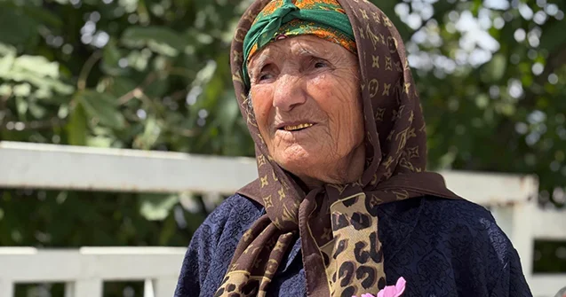 Sənədlərdə 100 yazılsa da, əslində 110 yaşı var Fotolar