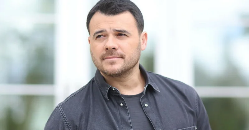 Emin Ağalarov pivə içdi VİDEO