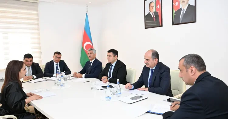 Adil Kərimli Laçın şəhərində vətəndaşların müraciətlərini dinlədi FOTO