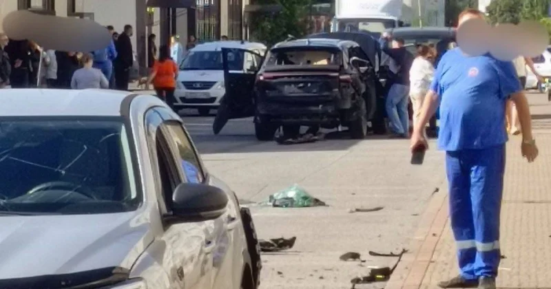 Взорвали автомобиль в Петербурге: кто был за рулем?