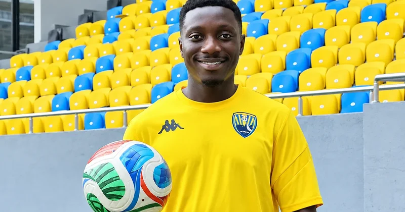 Desmond Akuanın “Kəpəz”də debüt tarixi dəqiqləşdi