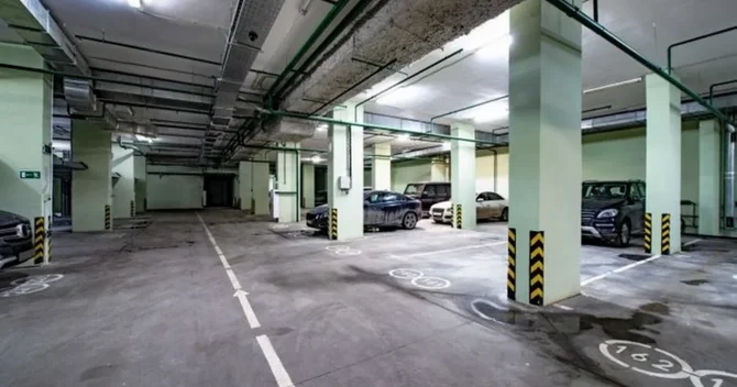 Bakıda özəl parkinqlərin qiymətləri cib yandırır Sürücülər NARAZIDIRLAR