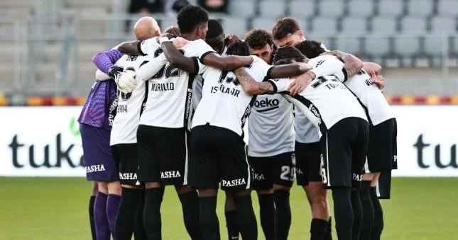 “Beşiktaş” Liqa mərhələsində, "Trabzonspor"dan vida Avroliqa