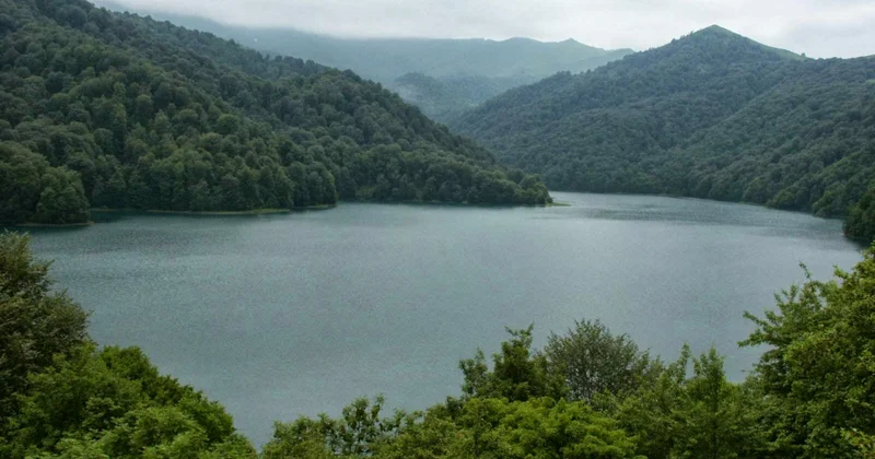 Bu gün Ümumdünya Göllər Günüdür
