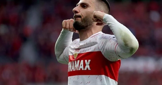 “Futbolçulara robot kimi yanaşılır”
